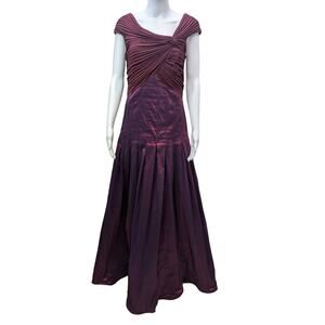 Tadashi Shoji Gown Size 8 Mother Of The Bride Bridesmaid Wedding Guest Gala Prom